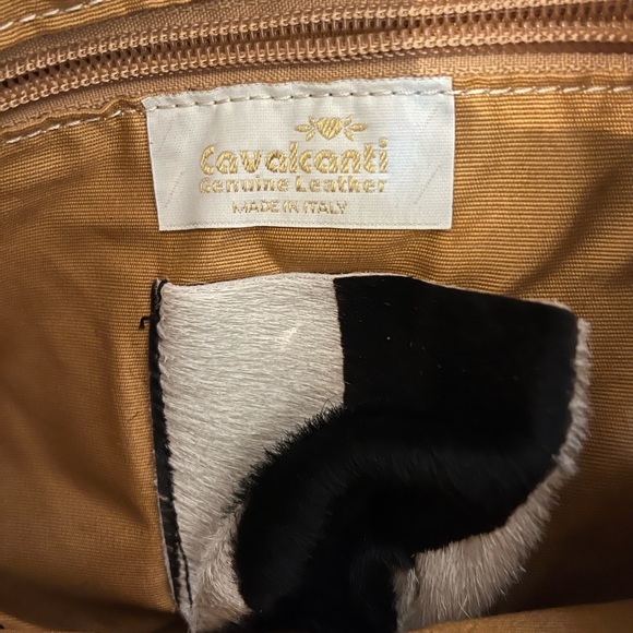 Cavalcanti Shoulder Bag with Cow Print & Fringe! - Picture 4 of 4